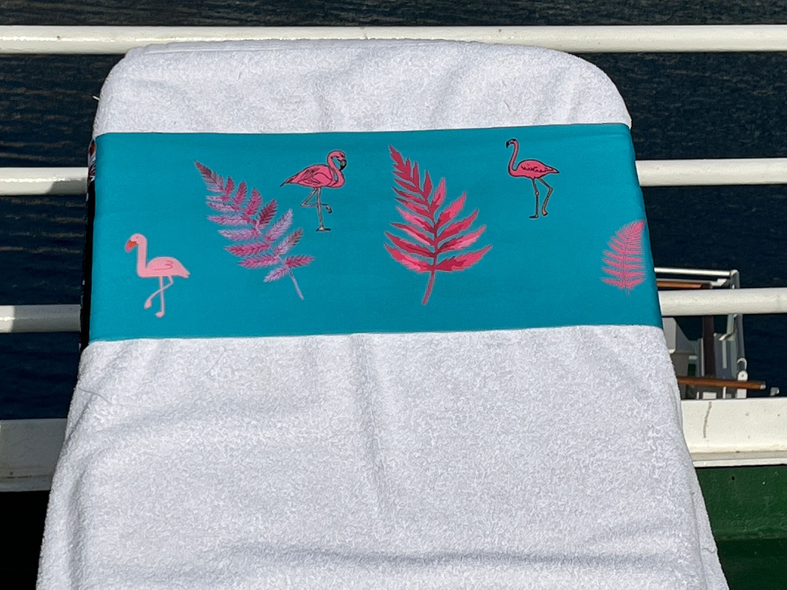 Flamingo turquoise tcboo sun lounger band with fern and flamingo design