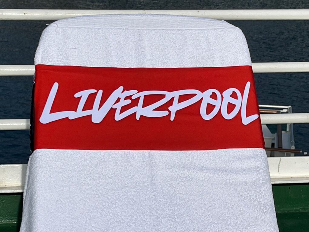 Live Love Laugh design on a reusable tcboo sun lounger band