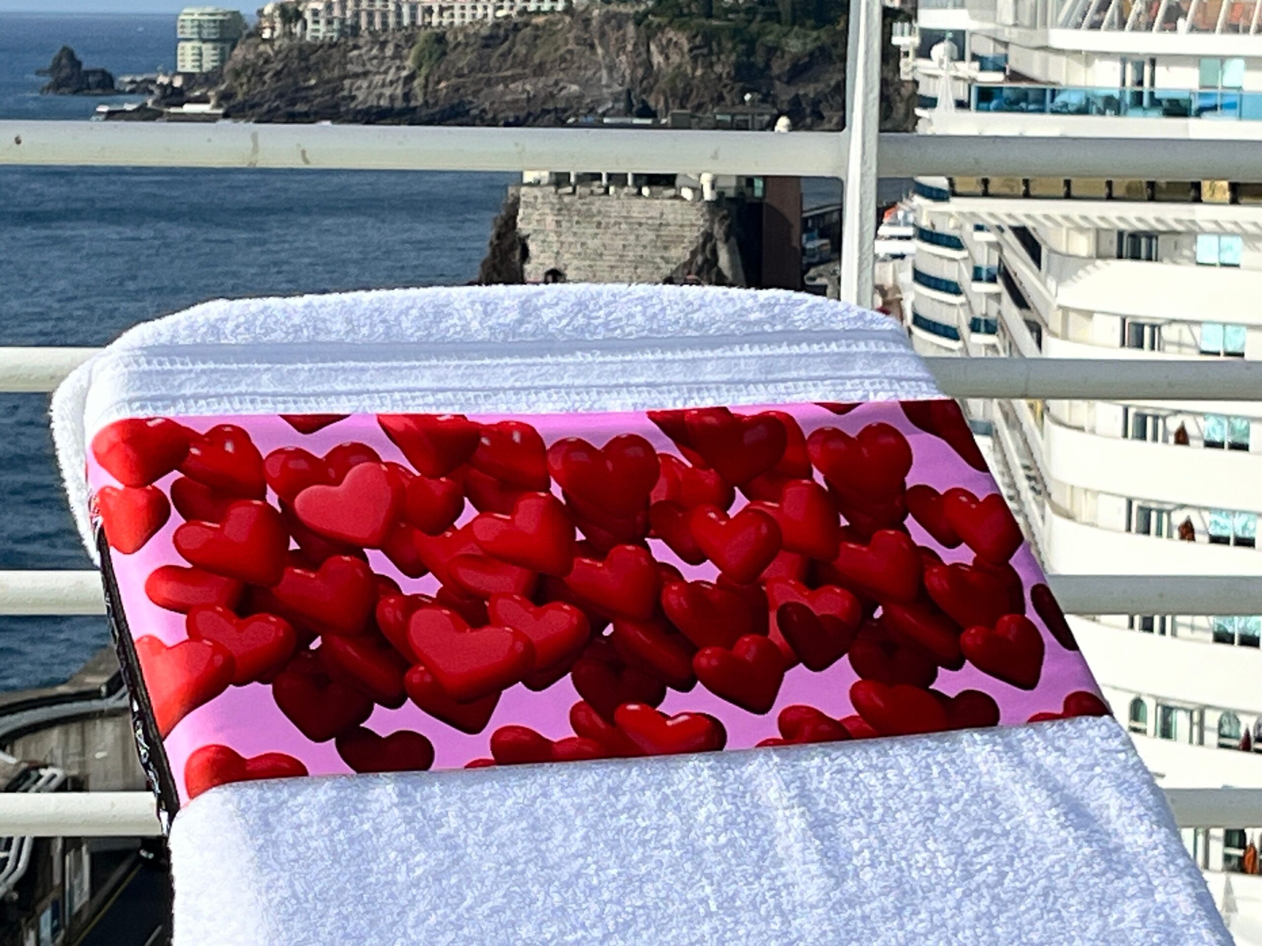 Union flag design on a reusable tcboo sun lounger band