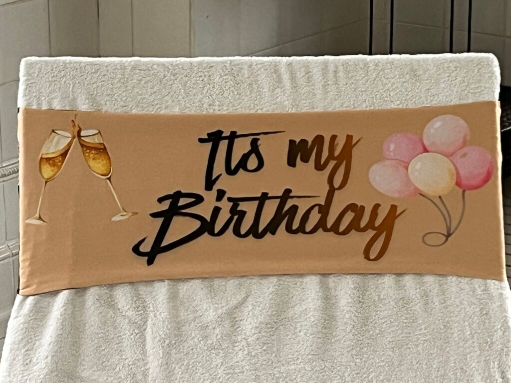 It’s My Birthday design on a reusable tcboo sun lounger band