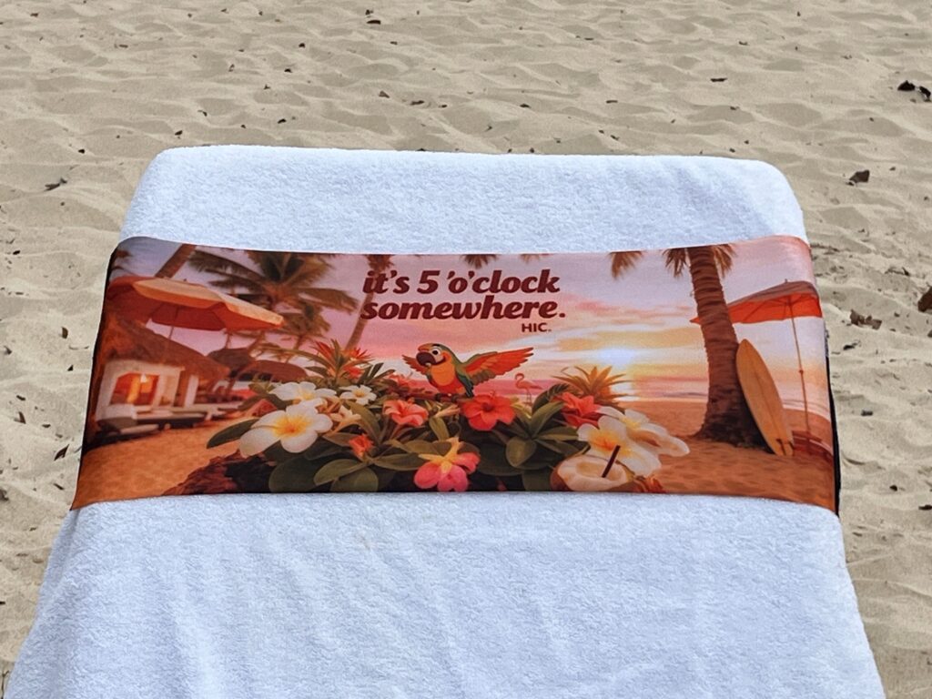 It’s 5 O’clock Somewhere Parrot design on a reusable tcboo sun lounger band