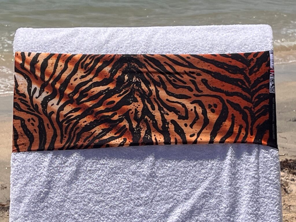 Tiger Print design on a reusable tcboo sun lounger band