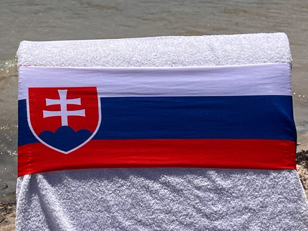 Slovakia flag design on a reusable tcboo sun lounger band