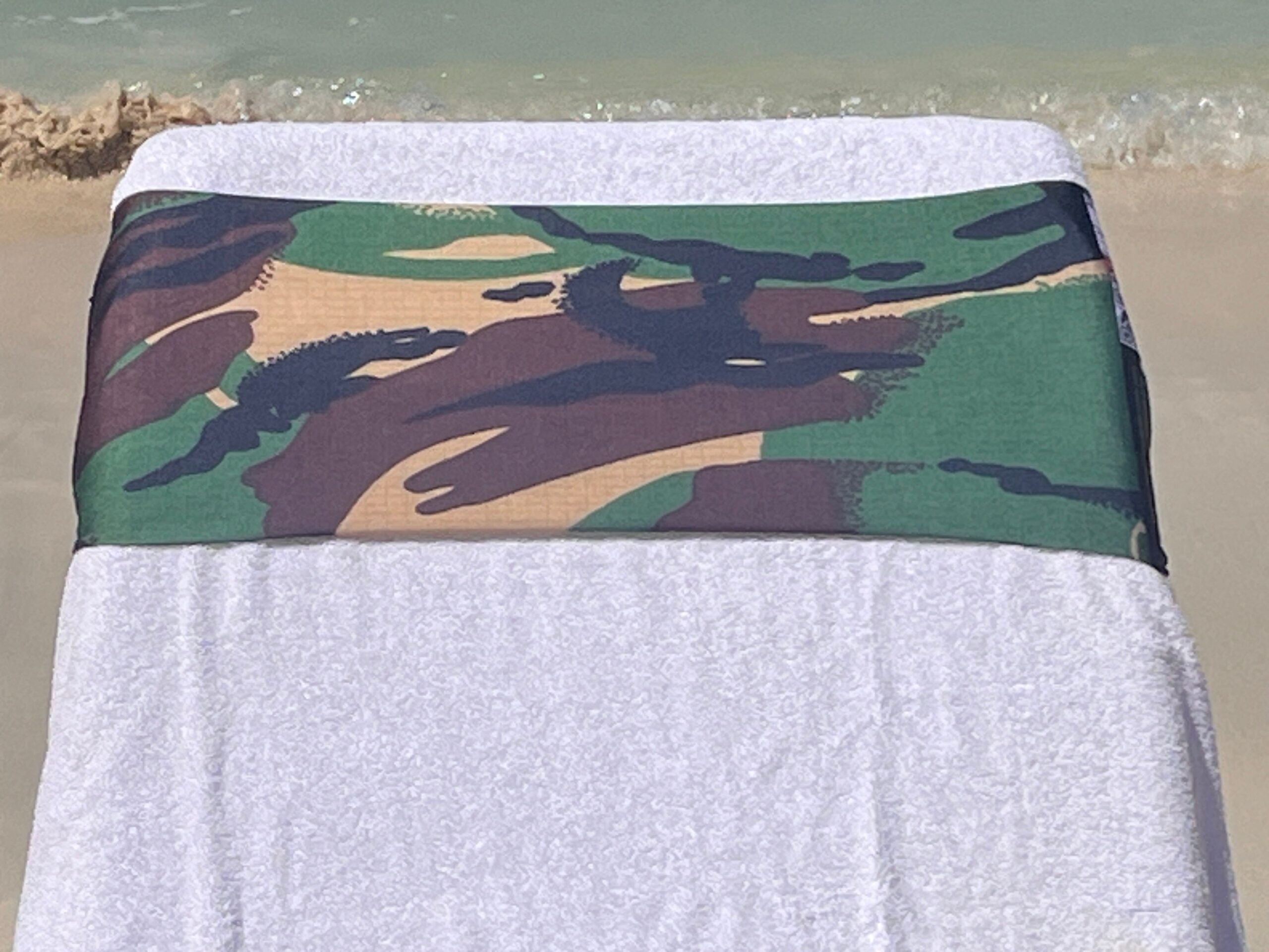 DPM design on a reusable tcboo sun lounger band